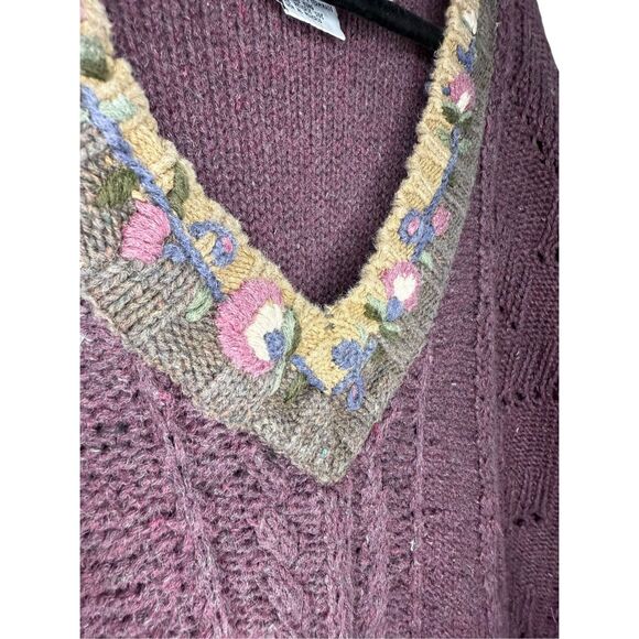 Vintage Ivy Collectibles Women’s Large Floral V-Neck Sweater Cross Stitch - Picture 3 of 6